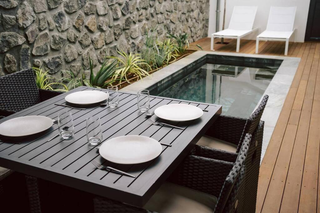 Summer Cosy - Villa Classee 4 Etoiles - 2 Suites Avec Piscine Chauffee Et Jacuzzi Integre Idealement Situee Chemin Summer Saint-Gilles-les Bains Dış mekan fotoğraf