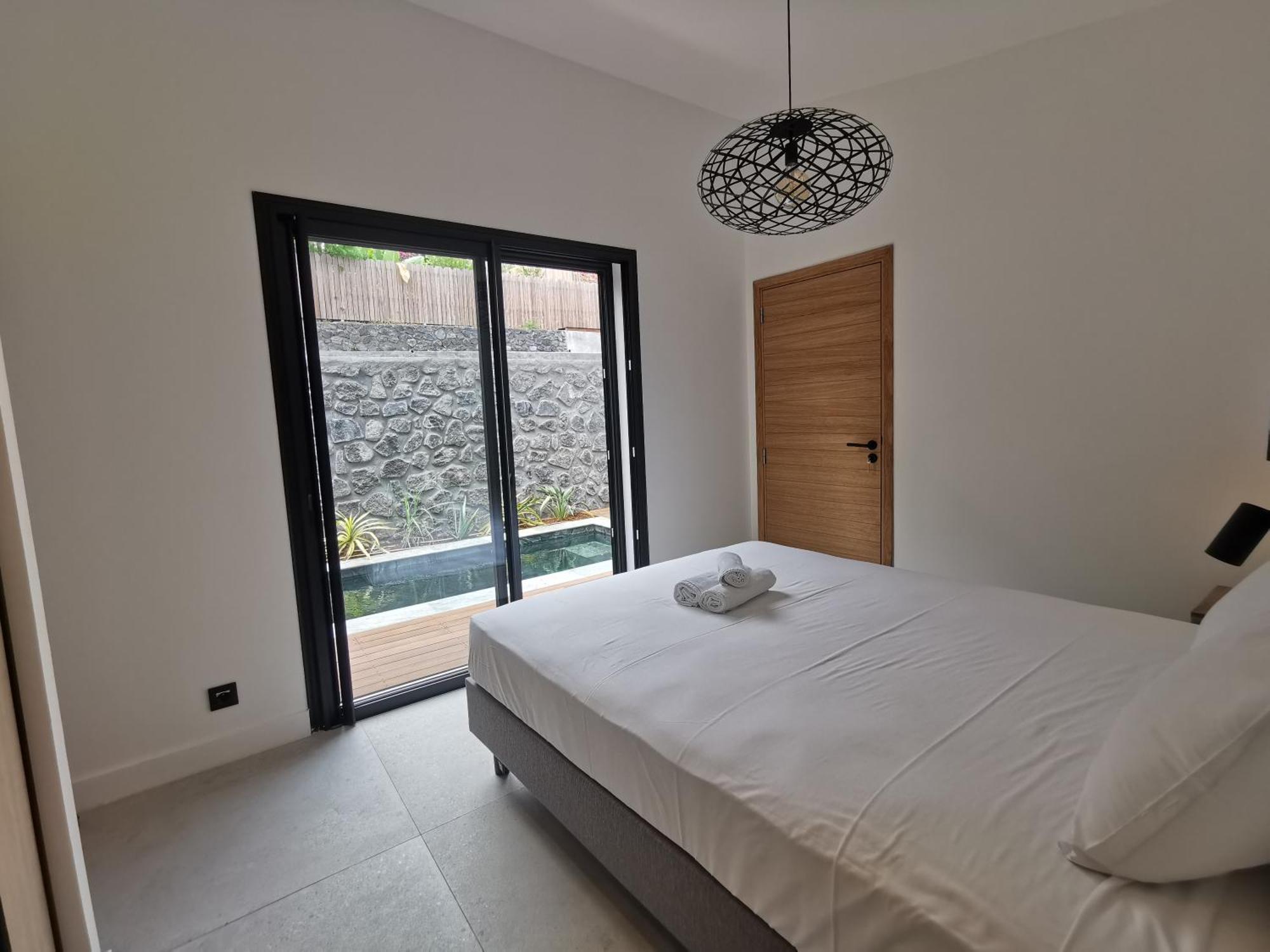 Summer Cosy - Villa Classee 4 Etoiles - 2 Suites Avec Piscine Chauffee Et Jacuzzi Integre Idealement Situee Chemin Summer Saint-Gilles-les Bains Dış mekan fotoğraf
